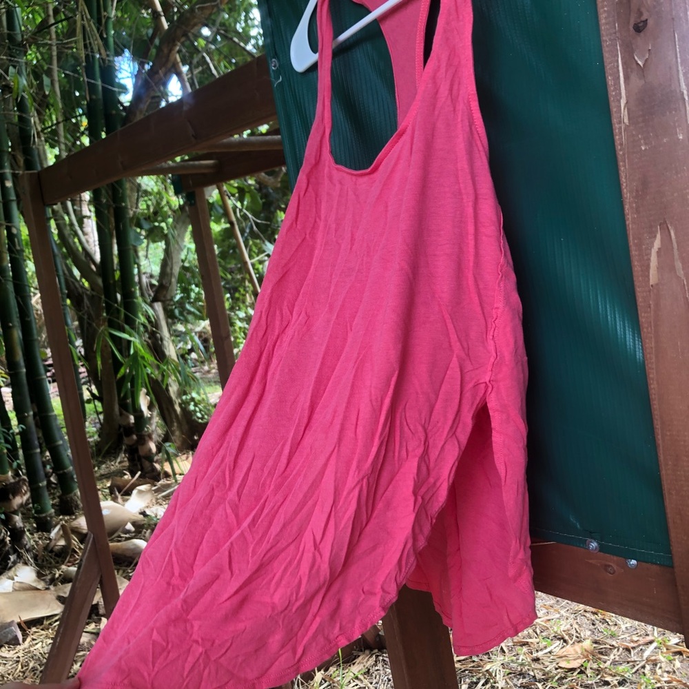 Express Tank Top - Picture 2 of 3